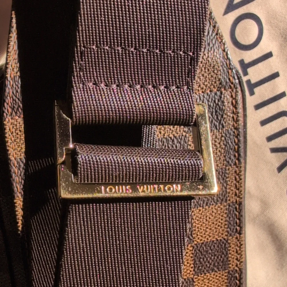 *MINT USED* Authentic Louis Vuitton Damier Ebene Geronimos Crossover/ Waist Bag - Picture 9 of 11